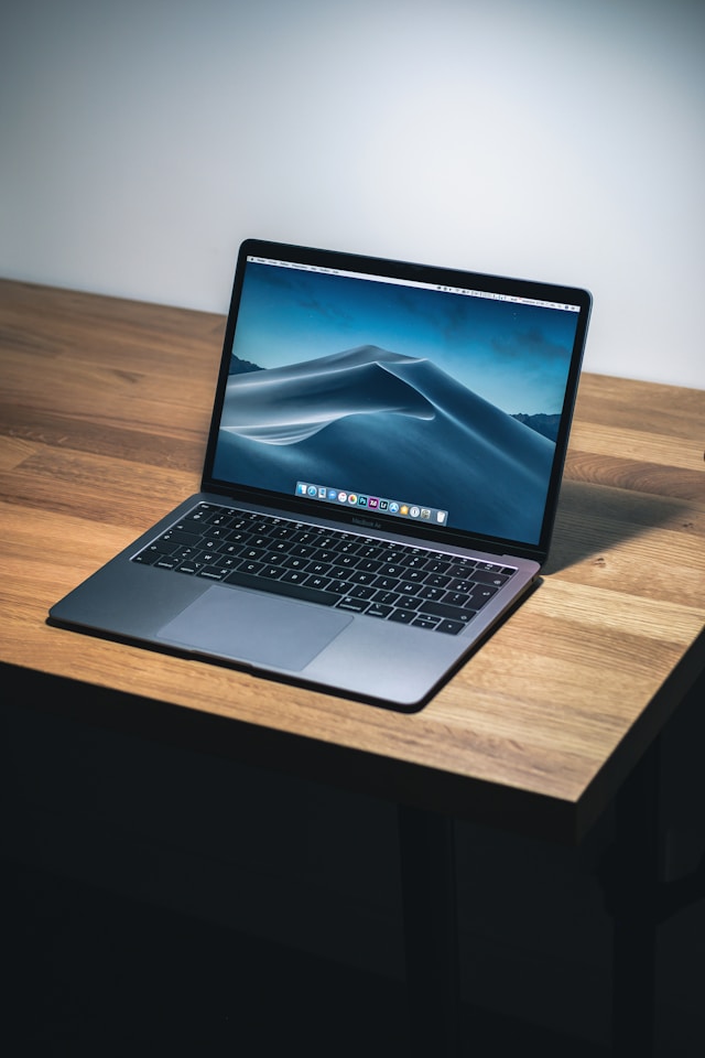 used macbooks apple macbook pro m3 chip 14inch (preowned)